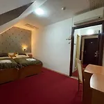 Hotel Minaret&etterem 3*