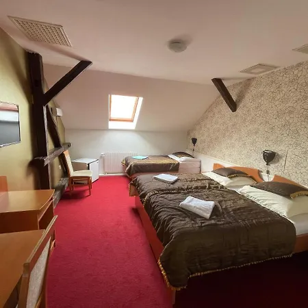Hotel Minaret&etterem Eger