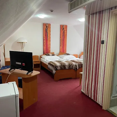 Minaret&etterem 3* Eğri