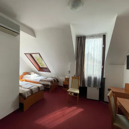 Minaret&etterem Eğri