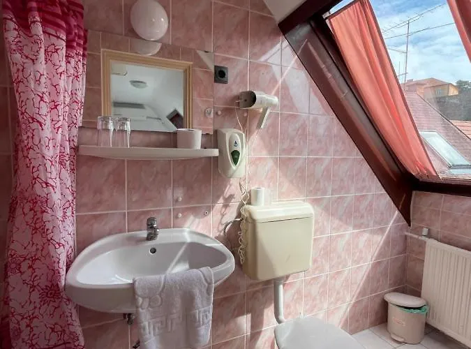 Hotel Minaret&etterem Eger