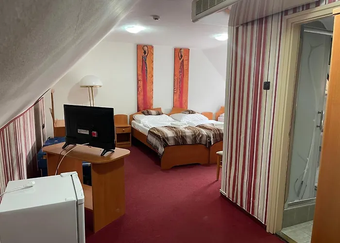 Minaret&etterem 3* Eger