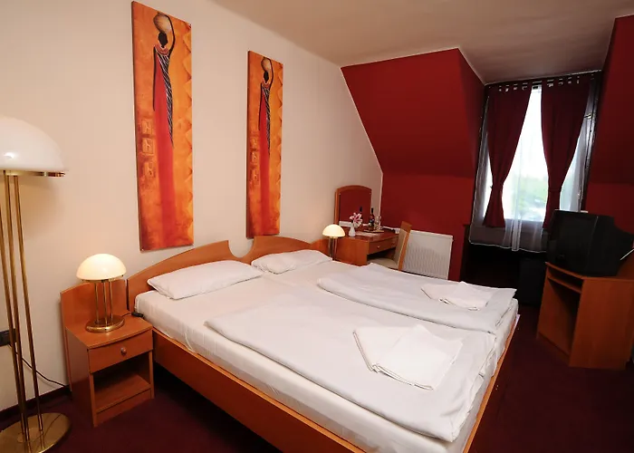 Minaret&etterem Hotel Eger